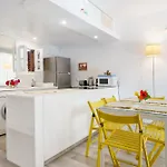 아파트 Dominique & Carlos Place *