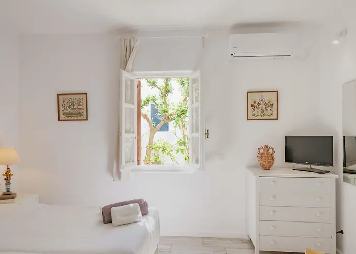 Апартаменты Dominique & Carlos Place *