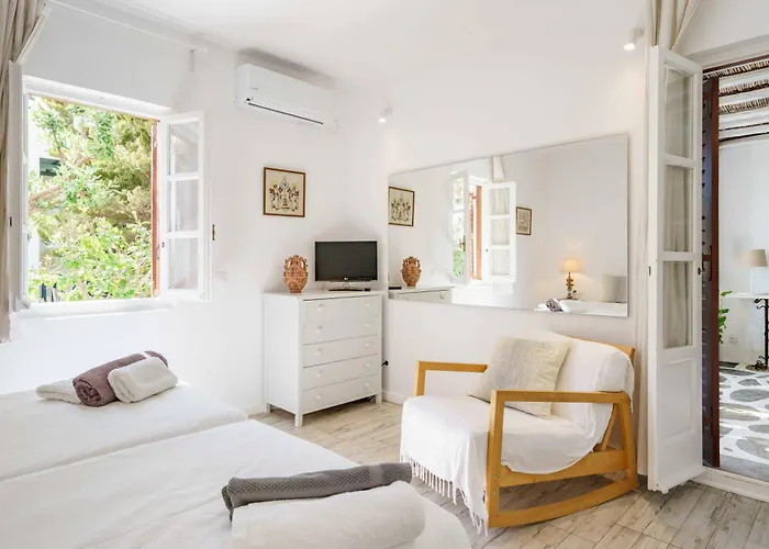 Dominique & Carlos Place Апартаменты