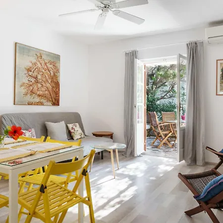 Apartment Dominique & Carlos Place *